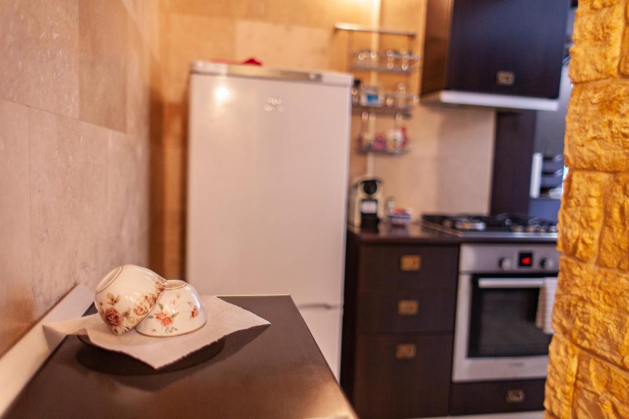 Spacious Apartment In City Centre Iasi Bagian luar foto